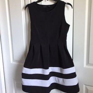 Apt 9 Black and white used dress
